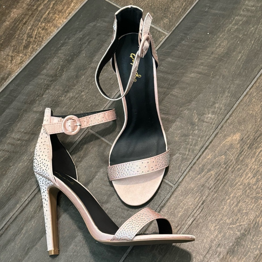NEW Qupid Jeweled Ankle Strap Heels
